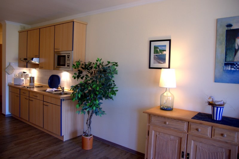 Küche der exklusiven Ferienwohnung 1.07 im Haus Meeresblick in Kühlungsborn in grandioser Lage direkt an der Ostsee: MeeresBlick | Urlaubstraum an der Ostsee